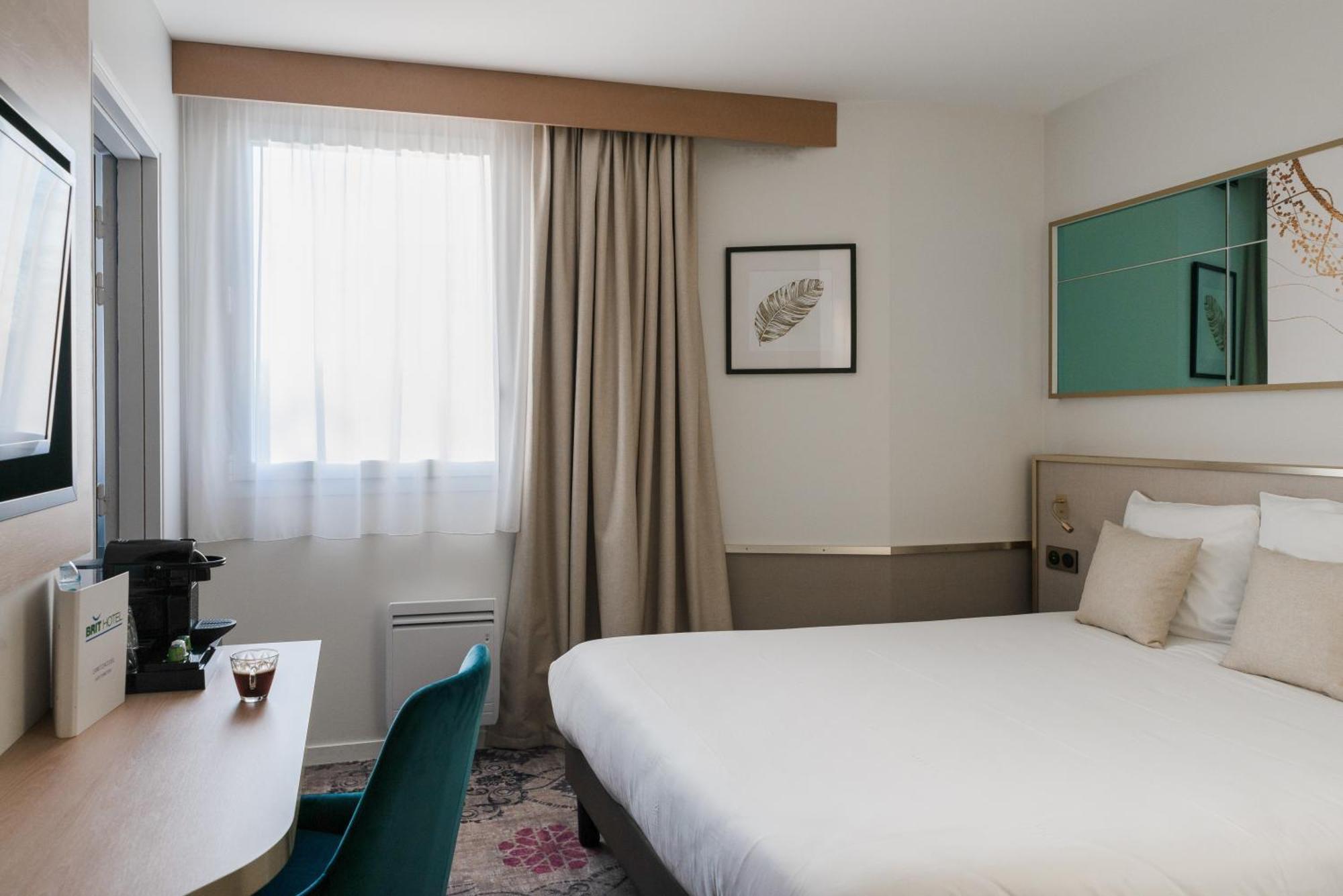 Brit Hotel Orleans St Jean De Braye - L'Antares Saint-Jean-de-Braye Exterior foto