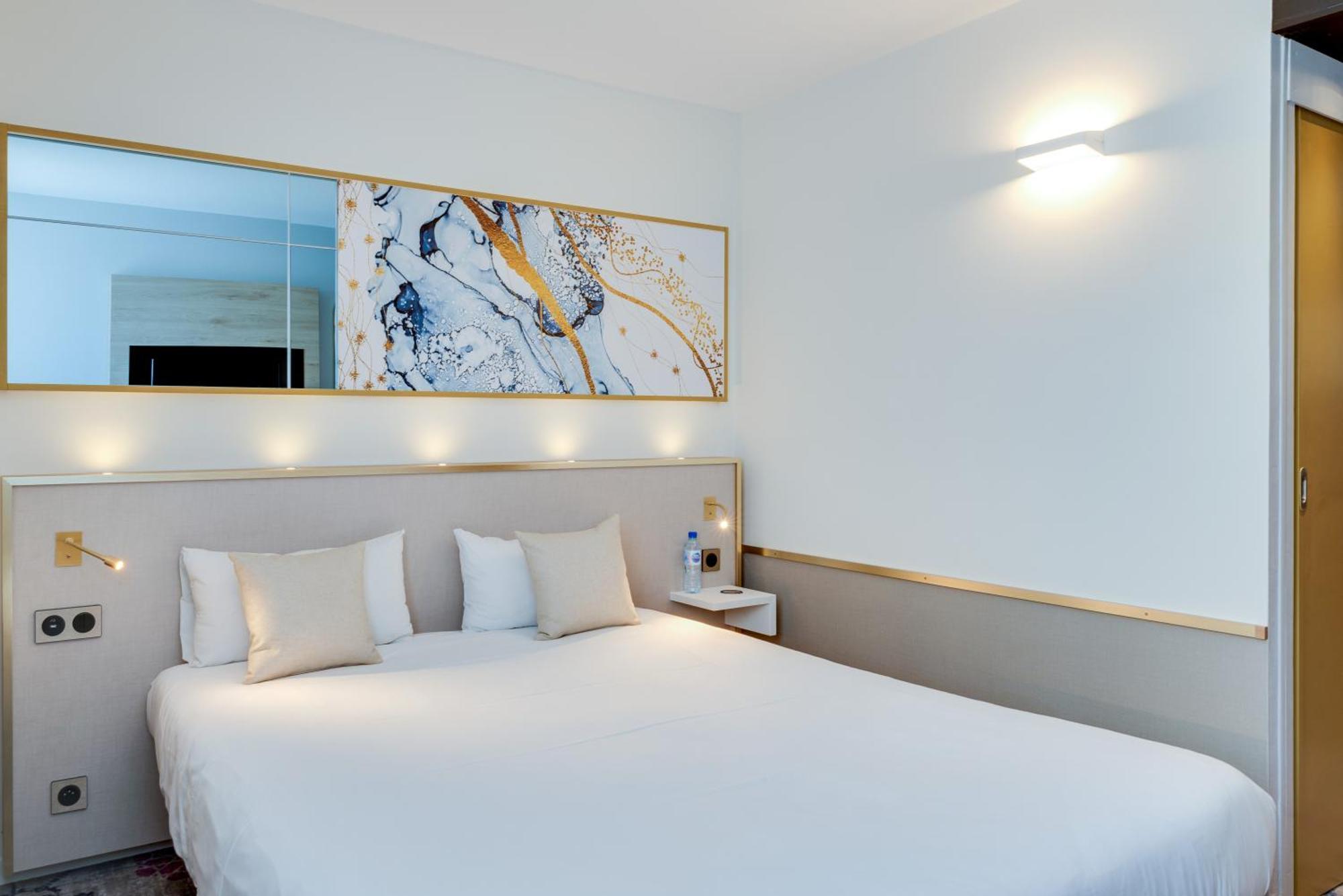 Brit Hotel Orleans St Jean De Braye - L'Antares Saint-Jean-de-Braye Exterior foto